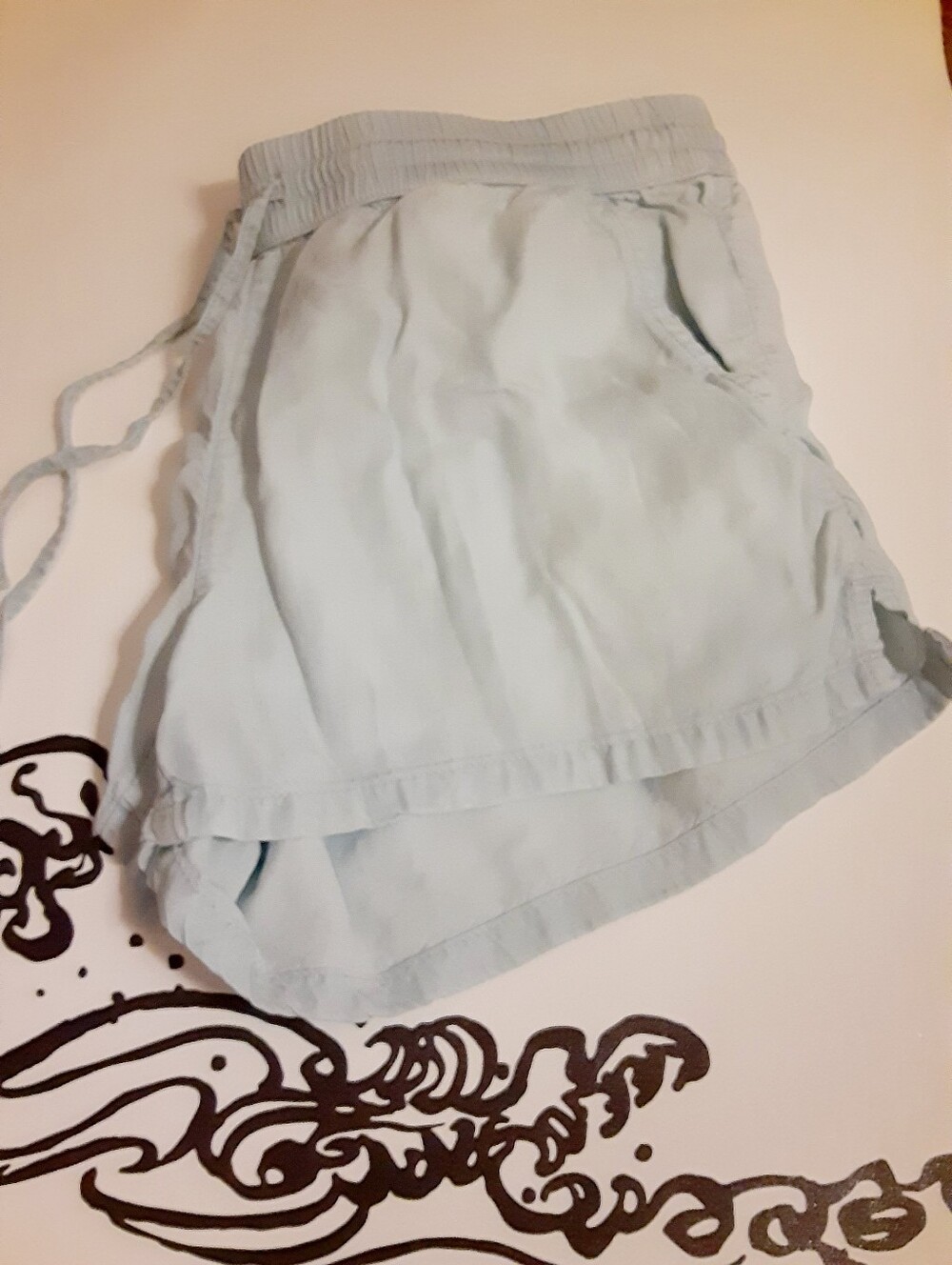Aerie Chambray Drawstring Shorts Womens Light Blue Smocked Waist - Picture 8 of 9